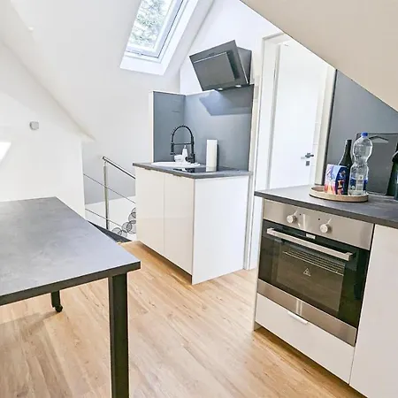 Alfa 3br 5 Beds Netflix Inet Ebk Wasen Stuttgart